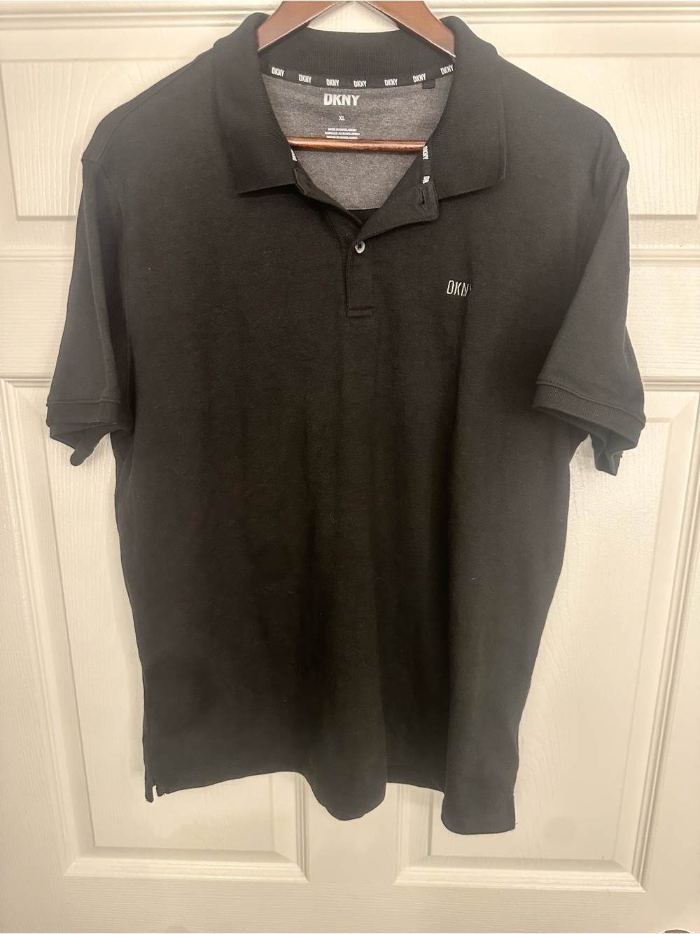 DKNY Men's Short-Sleeve Black Polo with Subtle Logo